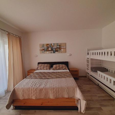 Villa Iva Rastevic Eksteriør billede
