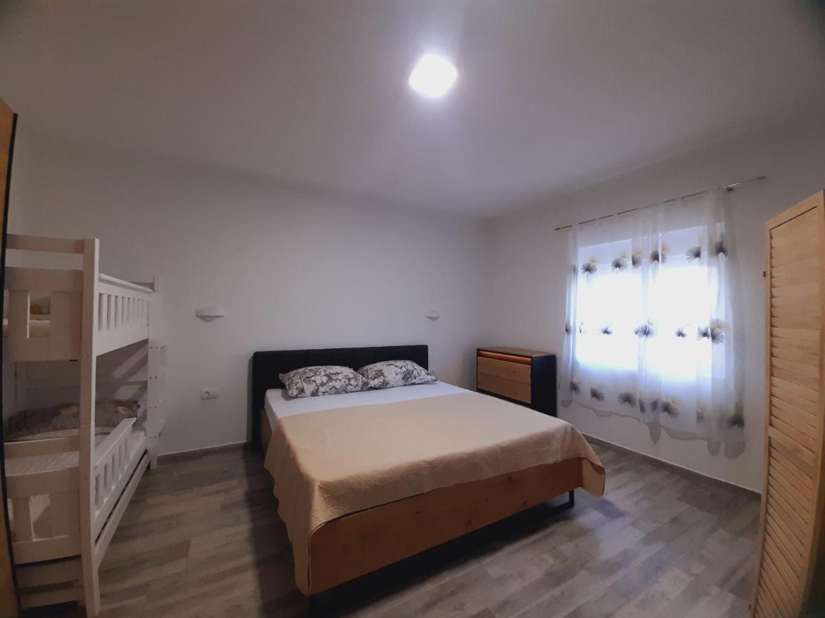 Villa Iva Rastevic Eksteriør billede